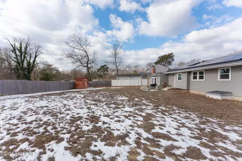 Exterior - 332 Maple Rd, Mount Laurel, NJ 08054 photo 2 of 2