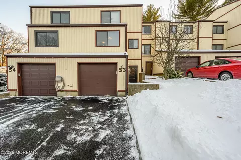53 Ellen Heath Dr #53, Matawan, NJ 07747