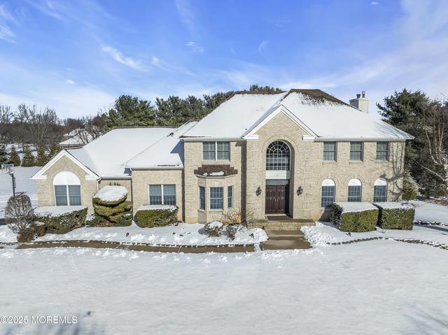 9 Twin Lakes Dr, Colts Neck, NJ 07722