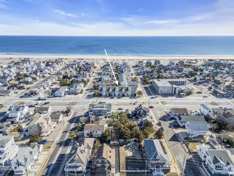 10 SE Central Ave #10, Seaside Park, NJ 08752
