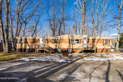 41 Marcia Memorial Cir, Jackson, NJ 08527