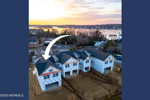 842 Arnold Ave #5, Point Pleasant, NJ 08742