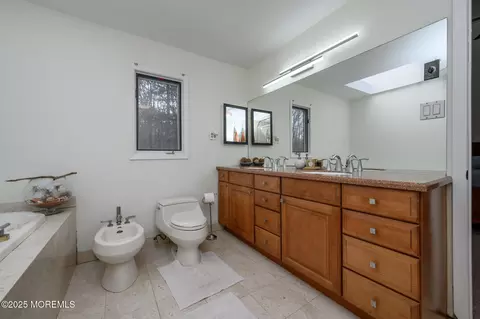11 Constitution Dr, Leonardo, NJ 07737 photo 26