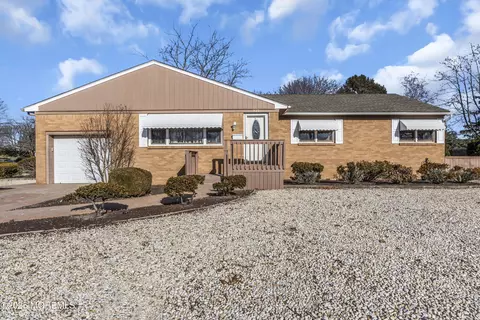 921 South St, Point Pleasant, NJ 08742