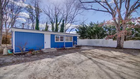 10 E 3rd St, Howell, NJ 07731 photo 7