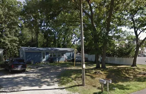 10 E 3rd St, Howell, NJ 07731 photo 24