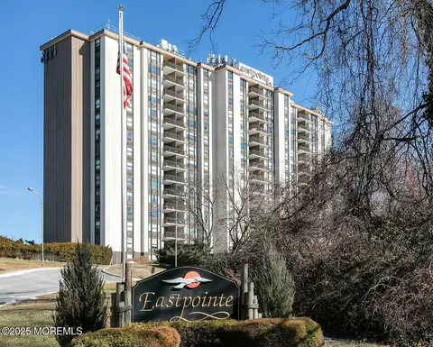 1 Scenic Dr #209, Highlands, NJ 07732