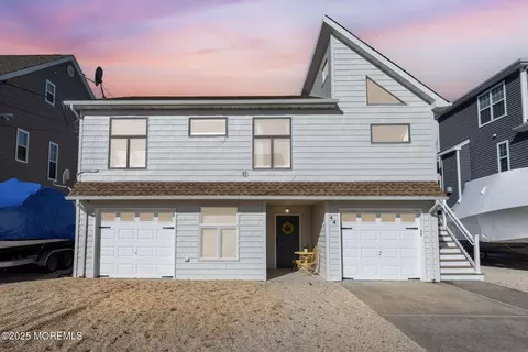 44 Marin Ln, Stafford, NJ 08050