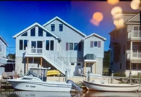 79 Channel Dr, Brick, NJ 08723