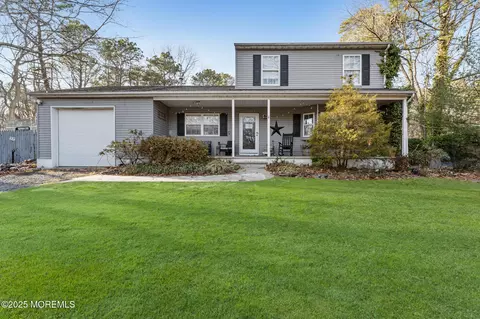 575 Albert Ave, Lakewood, NJ 08701