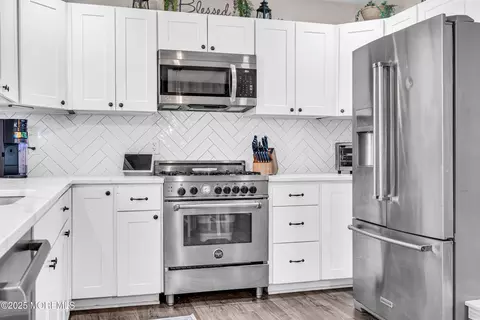 Kitchen - 2 Tern Ct, Forked River, NJ 08731 photo 1 of 7