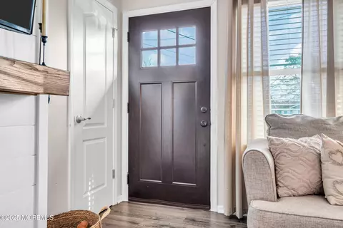 Entry Way - 2 Tern Ct, Forked River, NJ 08731 photo 1 of 1