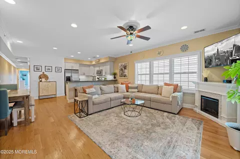 1717 Main St #202, Belmar, NJ 07719