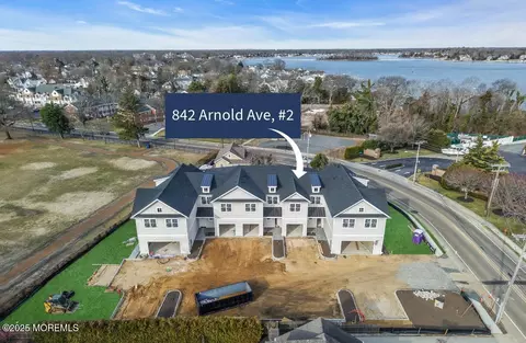 842 Arnold Ave #2, Point Pleasant, NJ 08742