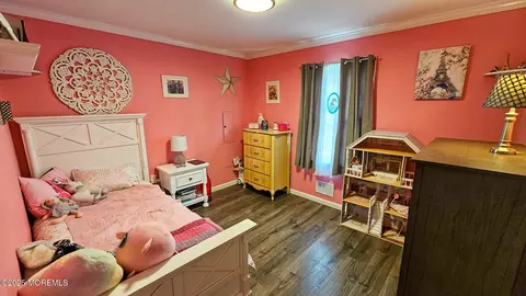 Bedroom - 421 7th St, Waretown, NJ 08758 photo 1 of 6