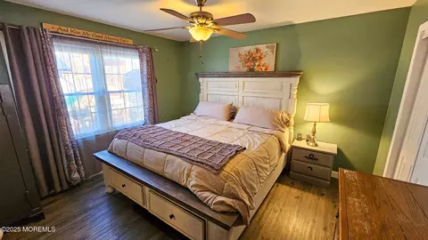 Bedroom - 421 7th St, Waretown, NJ 08758 photo 3 of 6