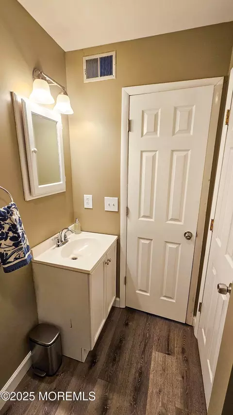 Bath - 421 7th St, Waretown, NJ 08758 photo 2 of 3