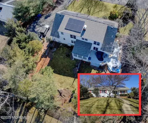 749 Holly Berry Ln, Brick, NJ 08724