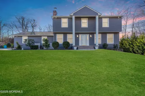 9 Timberline Ct, Millstone, NJ 08535