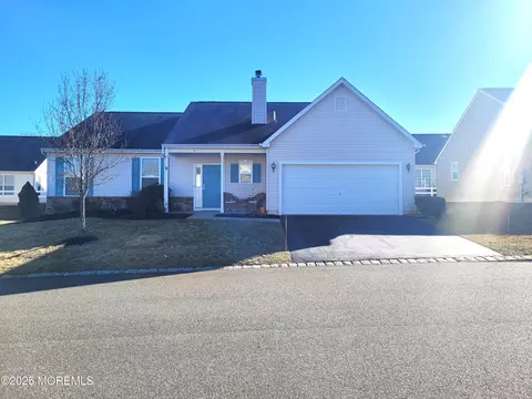 12 Tisdale Rd, Whiting, NJ 08759