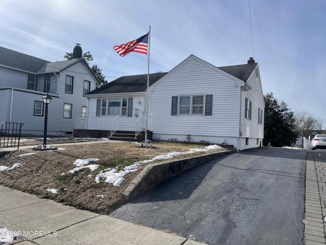 107 Beers St, Keyport, NJ 07735