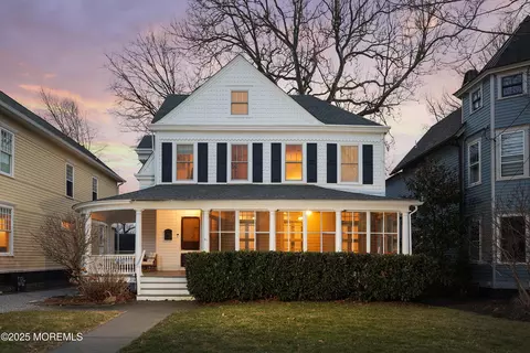 31 Irving Pl, Red Bank, NJ 07701