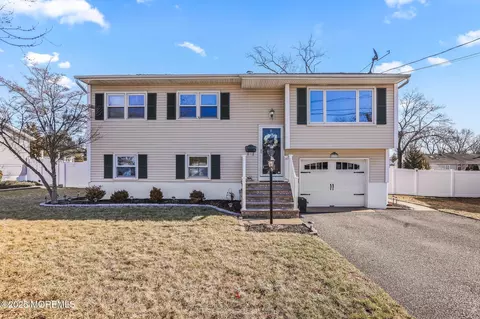 123 Poplar Way, Brick, NJ 08724