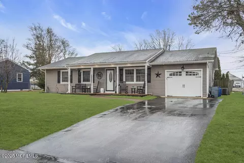 1001 E Panama Ct, Forked River, NJ 08731 photo 3
