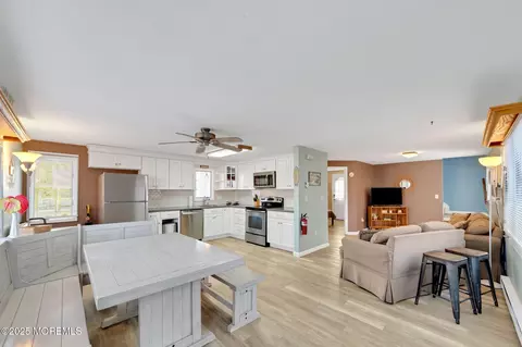 34 E Beach Way, Lavallette, NJ 08735 photo 12