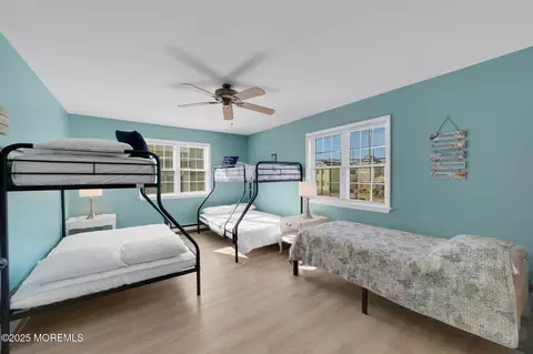 34 E Beach Way, Lavallette, NJ 08735