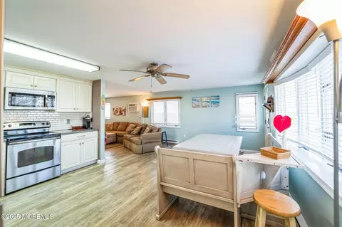 34 E Beach Way, Lavallette, NJ 08735 photo 18