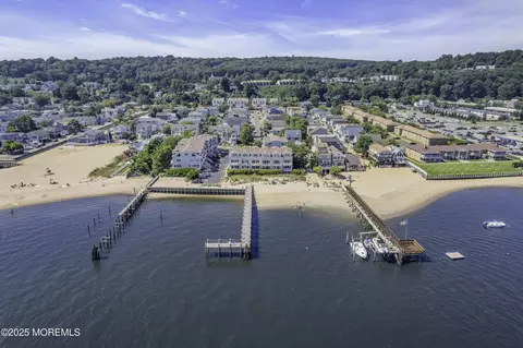 12 Beach Blvd #9, Highlands, NJ 07732
