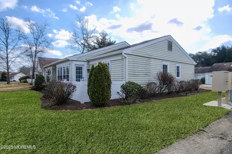 638 Finchley Ct # C, Manchester, NJ 08759
