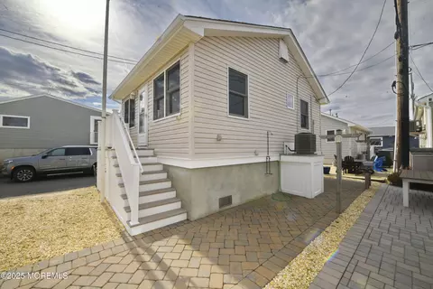 28 E Shell Landing Way, Lavallette, NJ 08735 photo 3