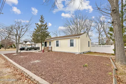 418 Riverview Rd, Forked River, NJ 08731 photo 4