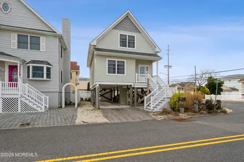 143 S Bayside Rd, Lavallette, NJ 08735