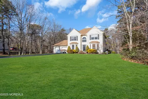 47 Cottonwood Dr, Jackson, NJ 08527