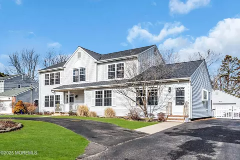 329 Mulberry Pl, Brick, NJ 08723