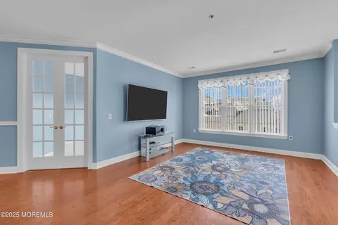 1106 Xanadu Ln, Wall, NJ 07719