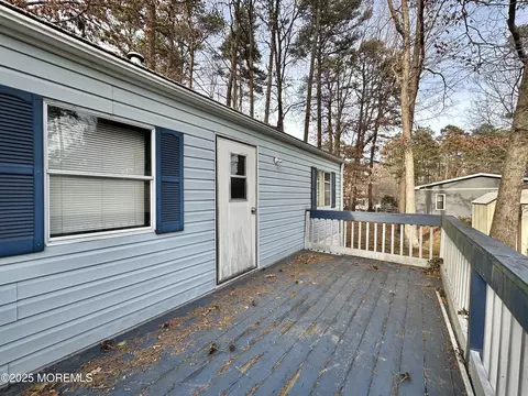 36 Golden Rod Pl, Jackson, NJ 08527