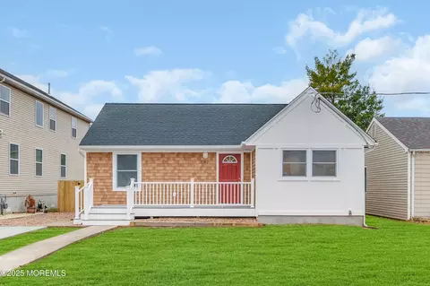 532 Bash Rd, Toms River, NJ 08753