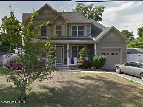 1641 Birmingham Ave, Toms River, NJ 08757