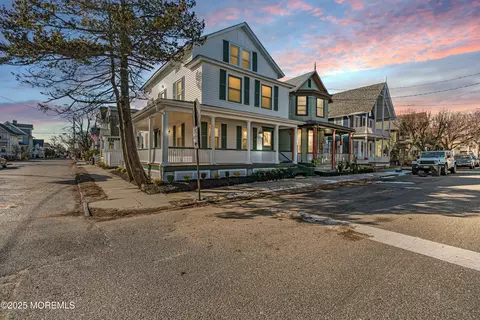 104 Heck Ave, Ocean Grove, NJ 07756
