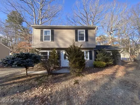 242 Pemberton Blvd, Pemberton, NJ 08068
