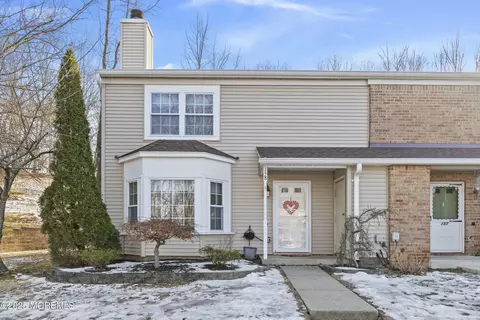 158 Devon Ct, Old Bridge, NJ 08857