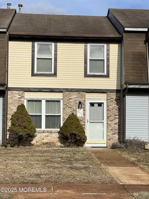 274 Greenwood Loop Rd, Brick, NJ 08724