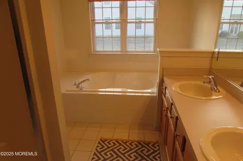 Bath - 66 Strathmere St, Waretown, NJ 08758 photo 1 of 3