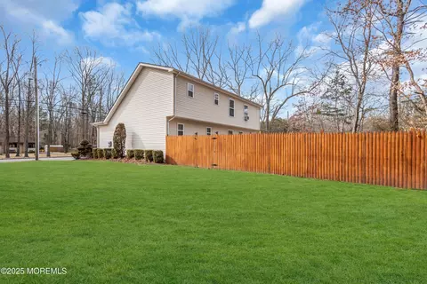 Exterior - 880 Wright Debow Rd, Jackson, NJ 08527 photo 8 of 15