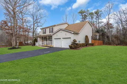 Exterior - 880 Wright Debow Rd, Jackson, NJ 08527 photo 1 of 15