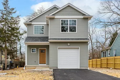 123 W 3rd St, Howell, NJ 07731